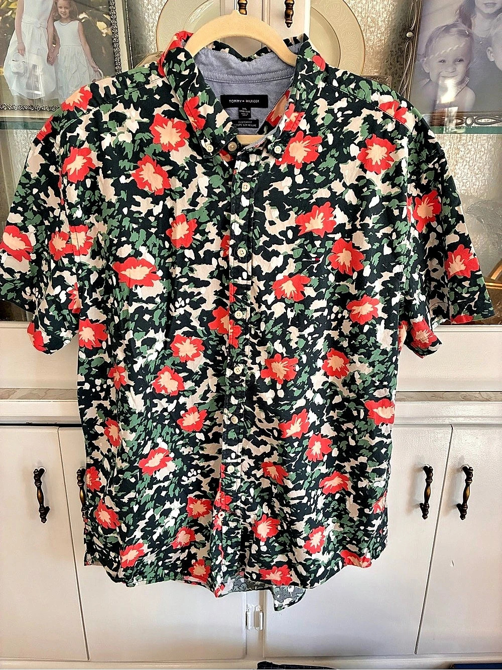 Tommy Hilfiger Floral Button Down Shoet Sleeve Hawaiian Style Shirt XXL Like New